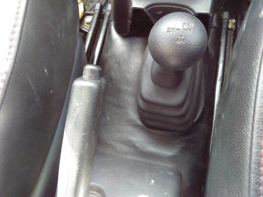 Рычаг раздатки Джимни