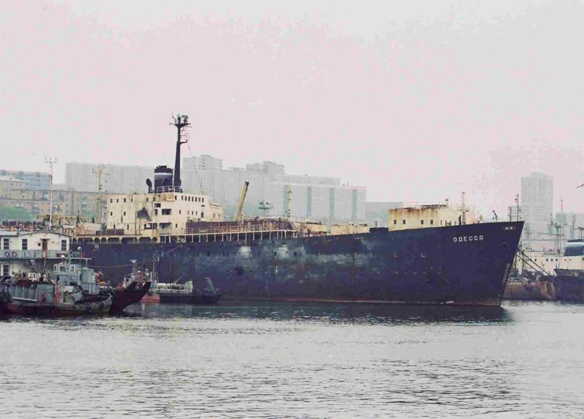 Судно Александр Невский Владивосток