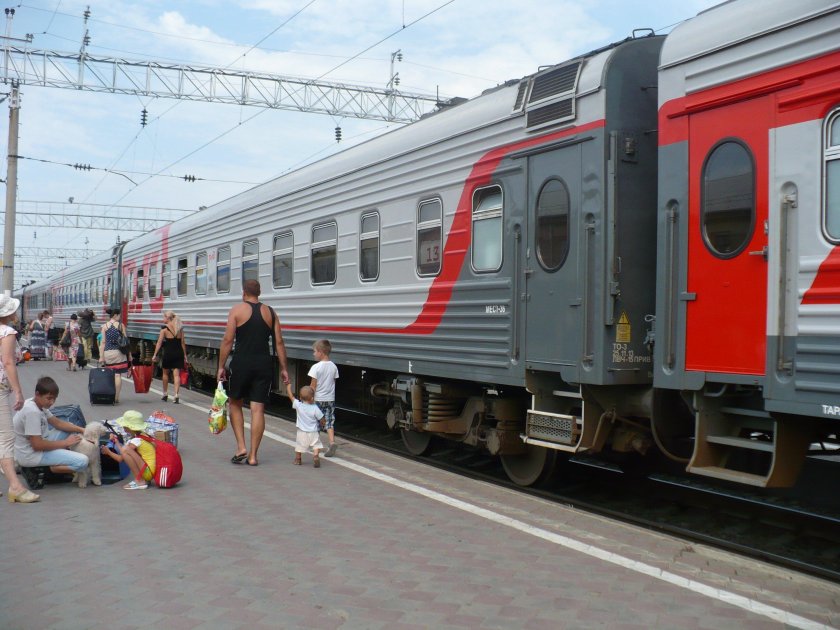 Поезд 466 Адлер Астрахань