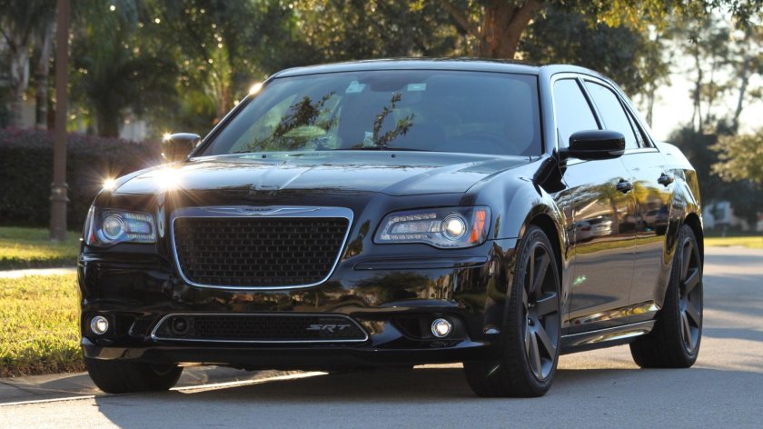 Chrysler 300c srt8 2012