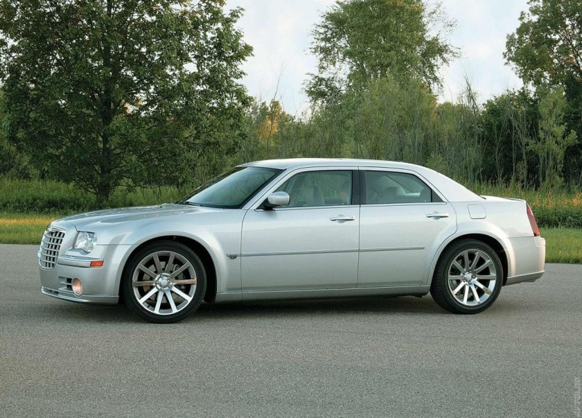 Крайслер 300c srt8