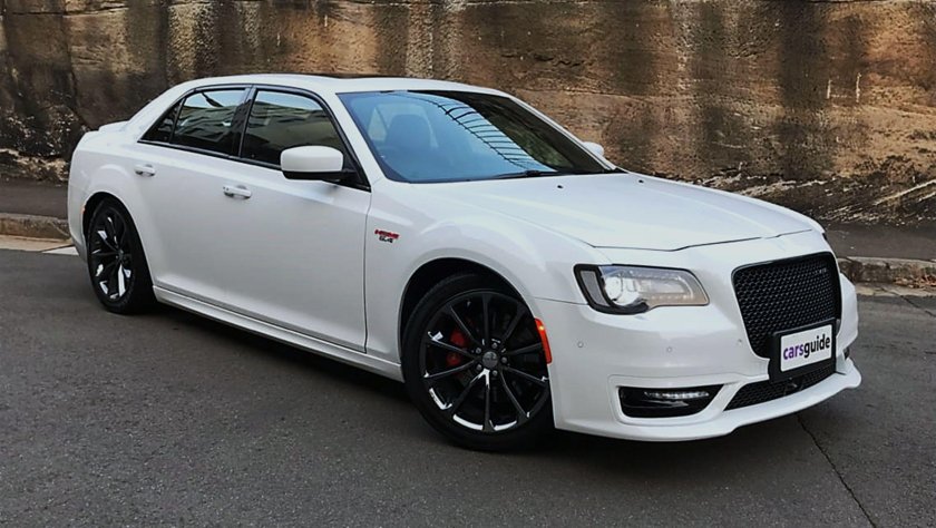 Chrysler 300c srt8 2022