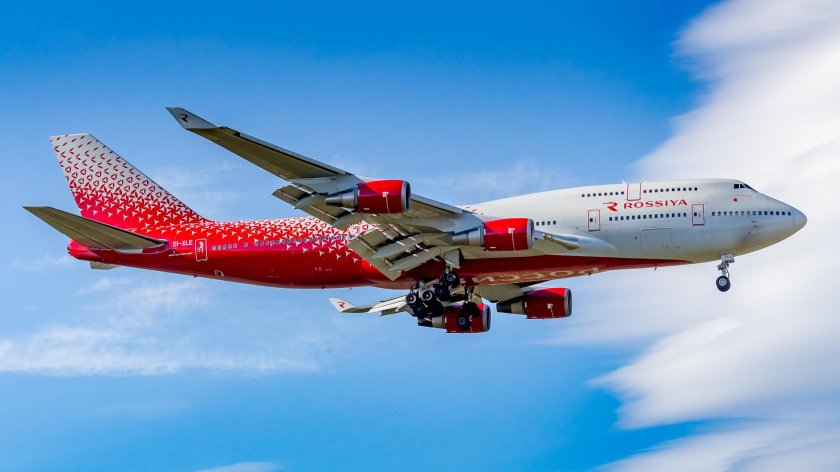 Самолёт Боинг 747 авиакомпания Россия