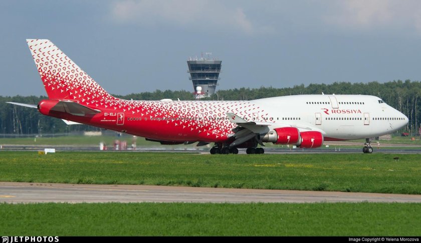 Самолет Боинг 747-400 Россия