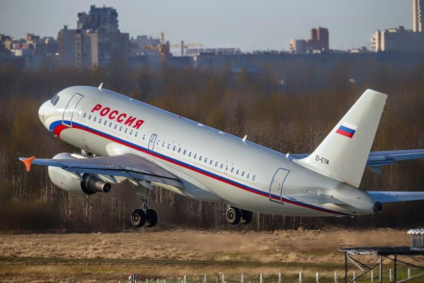 Самолет Airbus a319 авиакомпания Россия