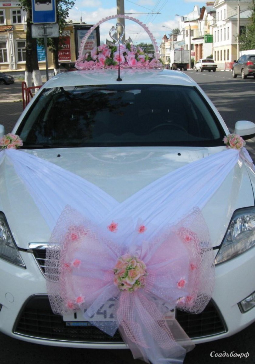 Свадебные украшения на машину