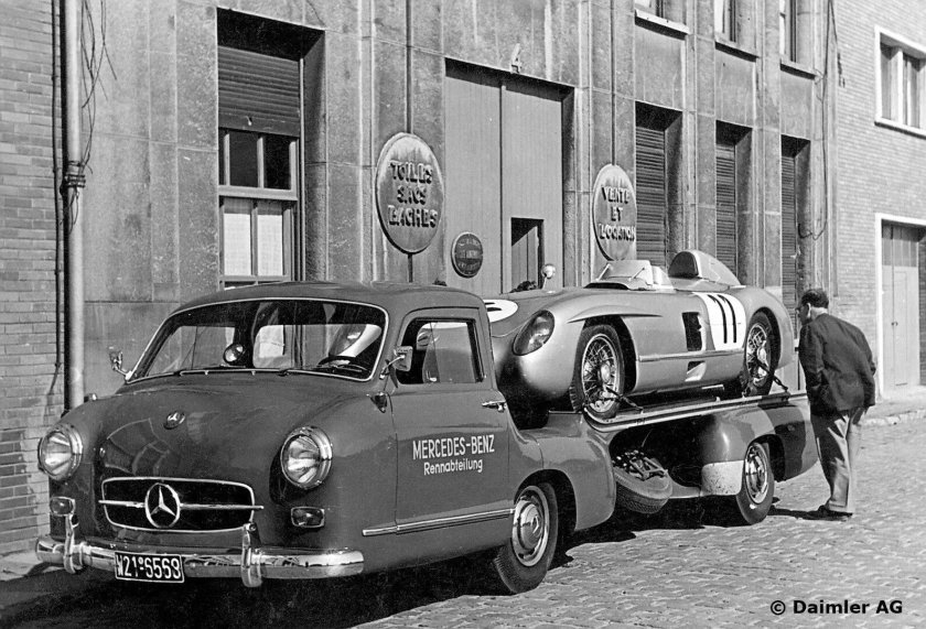 Mercedes Benz 1954 Renntransporter