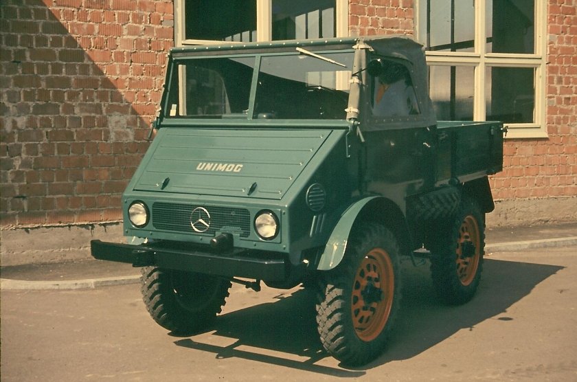 Mercedes Benz Unimog 401
