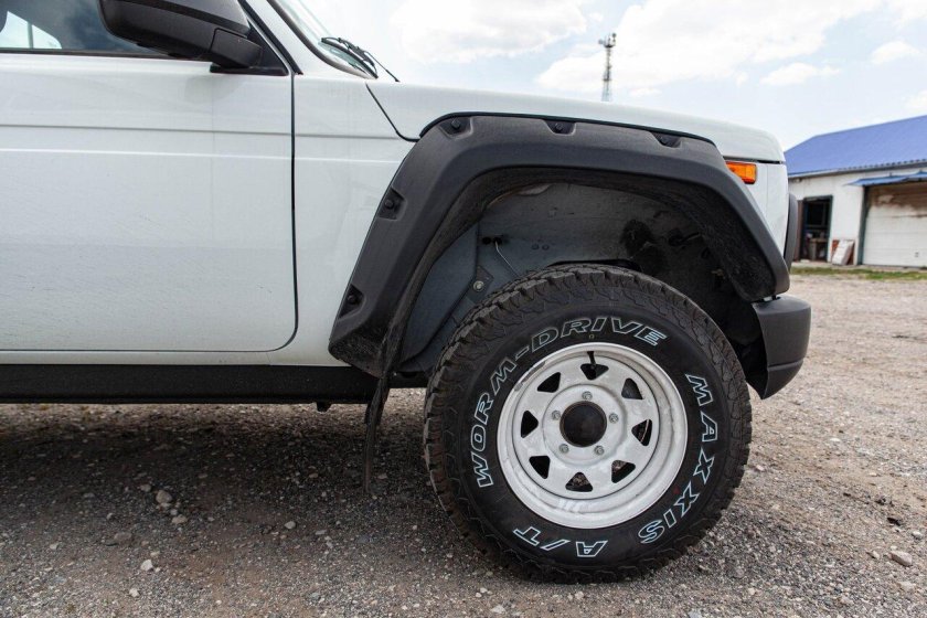 Нива Максис Бигхорн