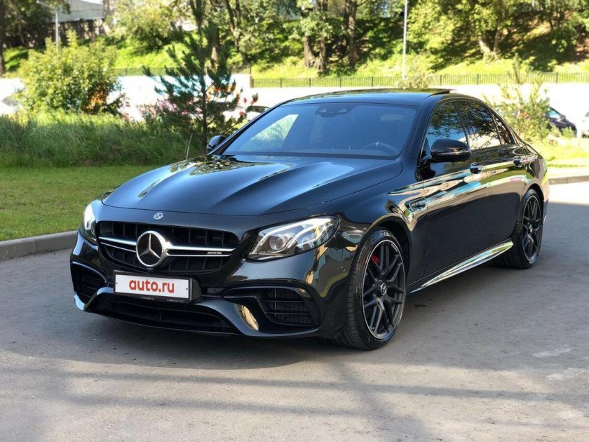 Мерседес е63 АМГ 213 черный