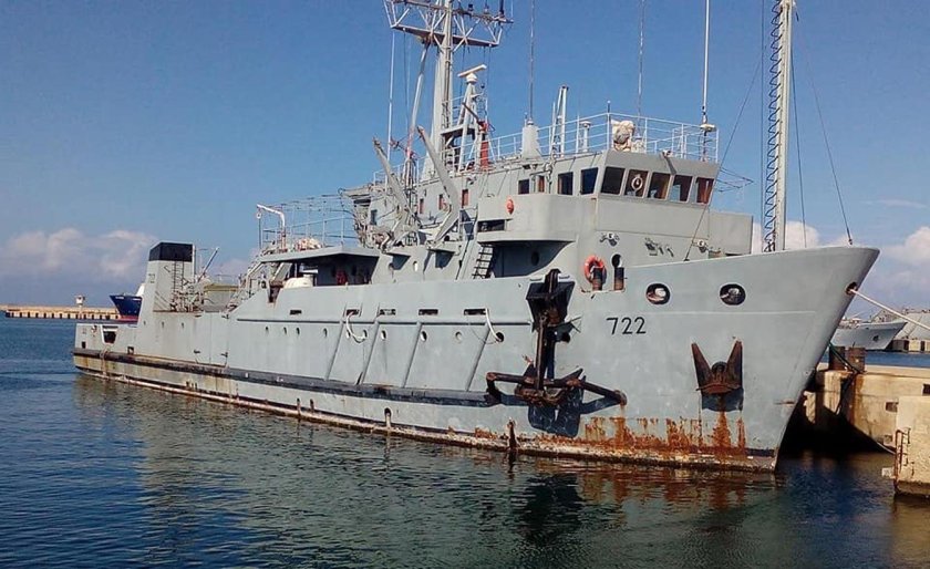 Bata Корвет ВМС экваториальной Гвинеи