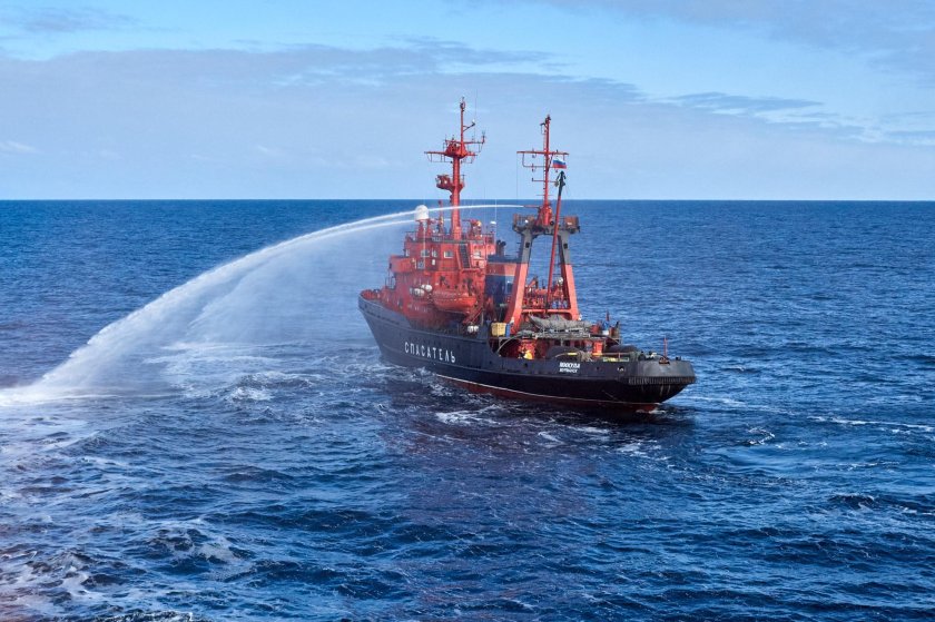 Буксир спасатель Мурманск