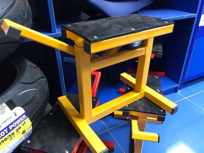 Подставка для кроссового мотоцикла