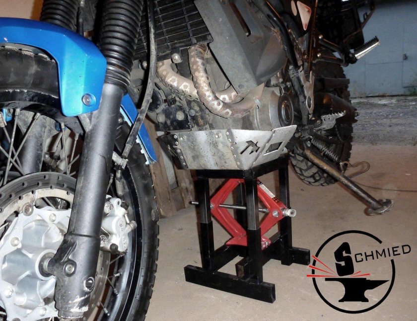 Подъемник для мотоцикла Африка Твин