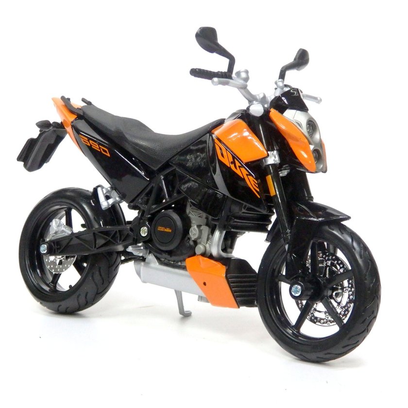 Мотоцикл КТМ 690 Duke