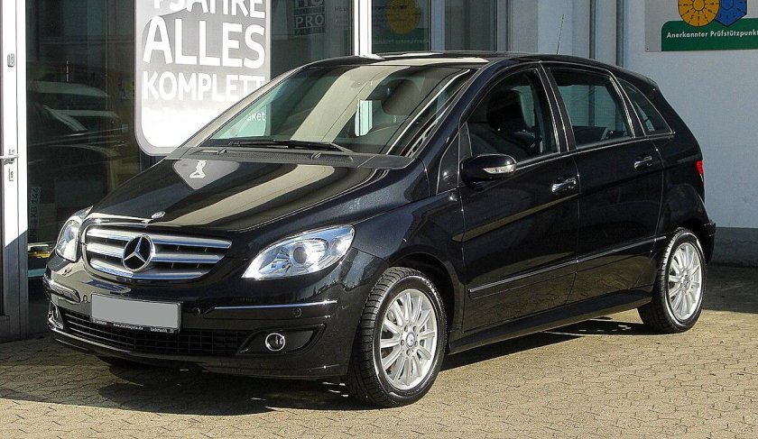 Mercedes Benz b200