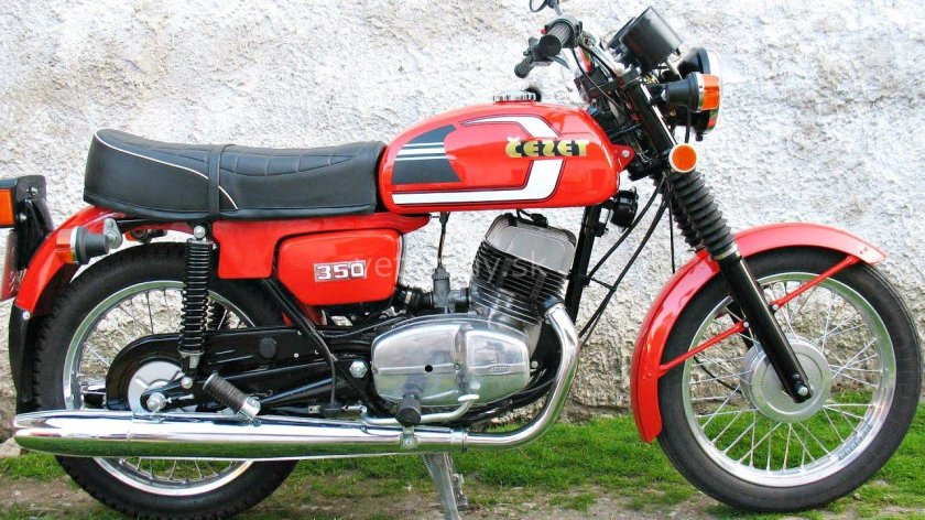 Мотоцикл Ява Чезет 350