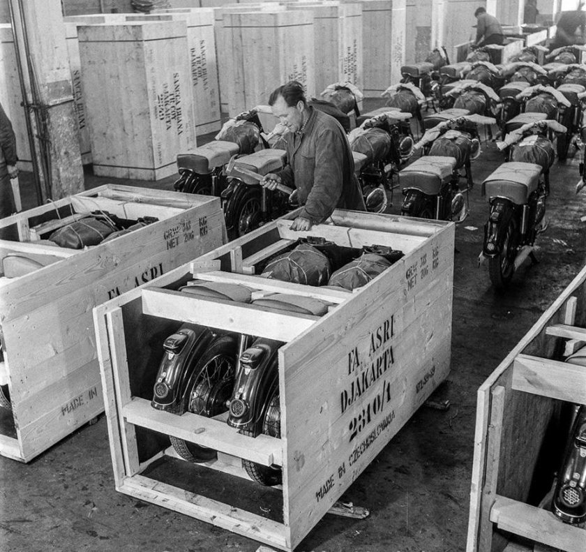 Завод Ява в Чехии