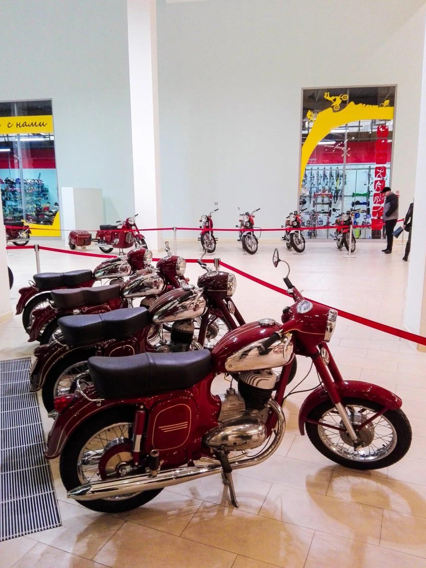 Ява мотоцикл 2022