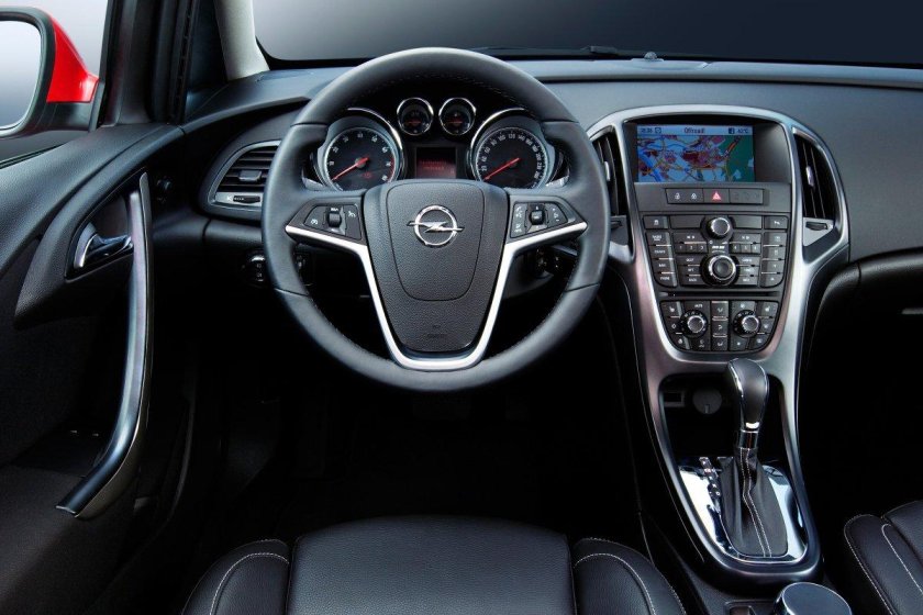 Opel Astra j 2012 салон