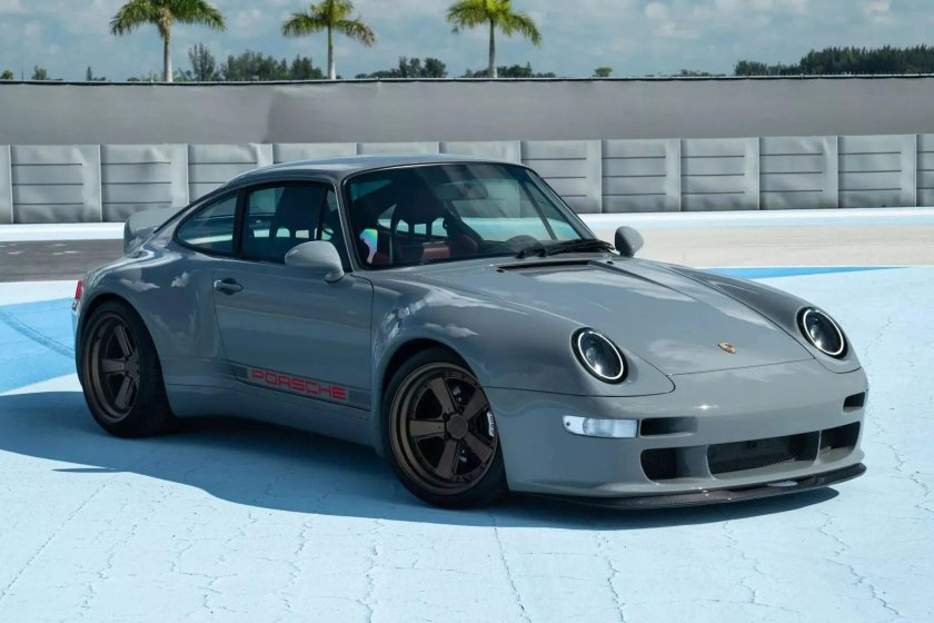Guntherwerks 400r Porsche 911 розовый
