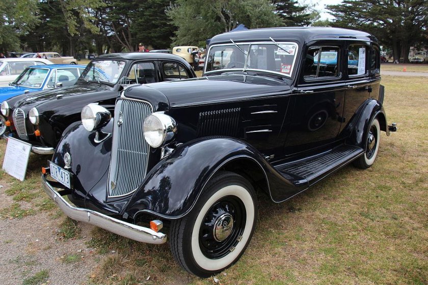 Plymouth 1934