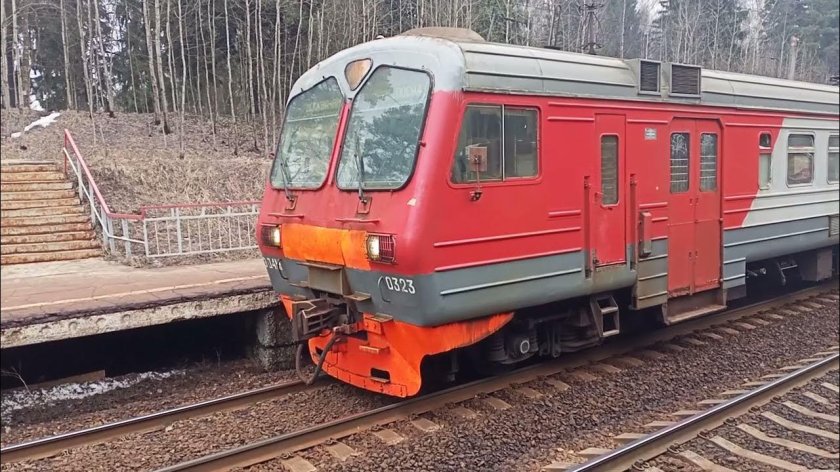 Электропоезд эд4м