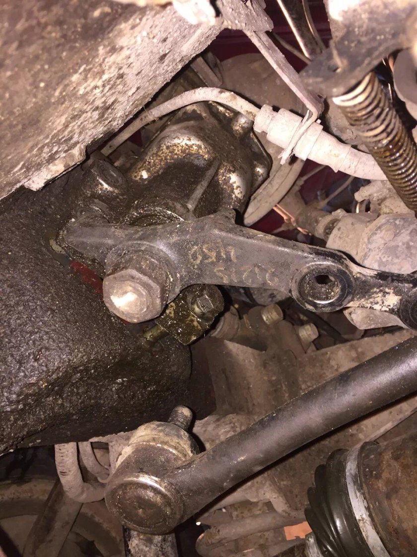 Рулевой редуктор Нива 21213