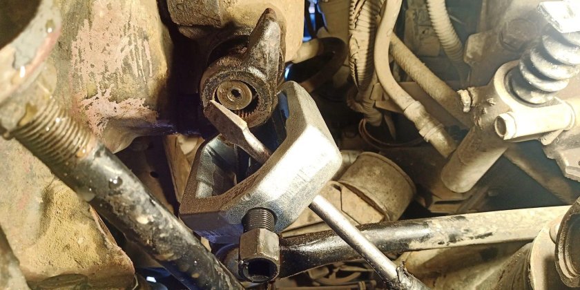 Нива Шевроле 2004 ГУР