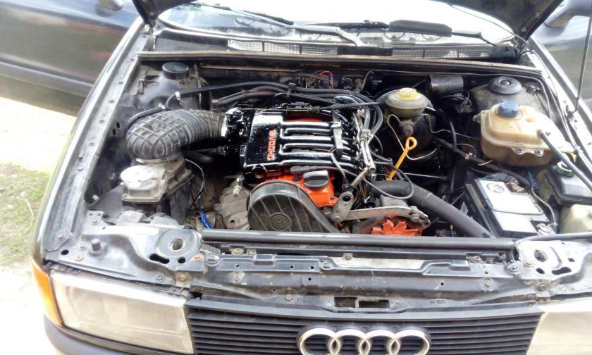Двигатель Ауди 80 2.2