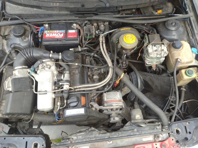 Мотор Ауди 80 2.0