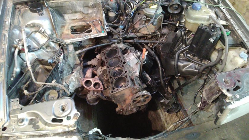 Капитальный ремонт двигателя Ауди 80 в гараже k Power. Ru смотреть видео