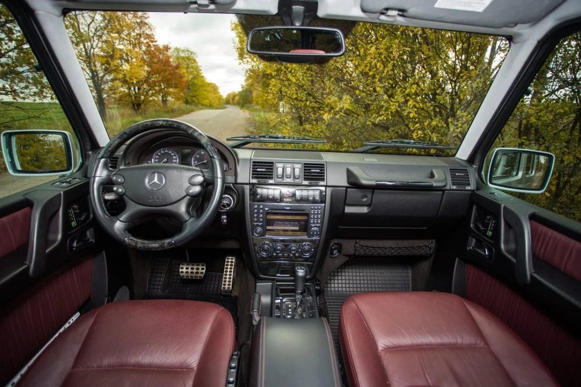 Mercedes Benz g class 2000 салон