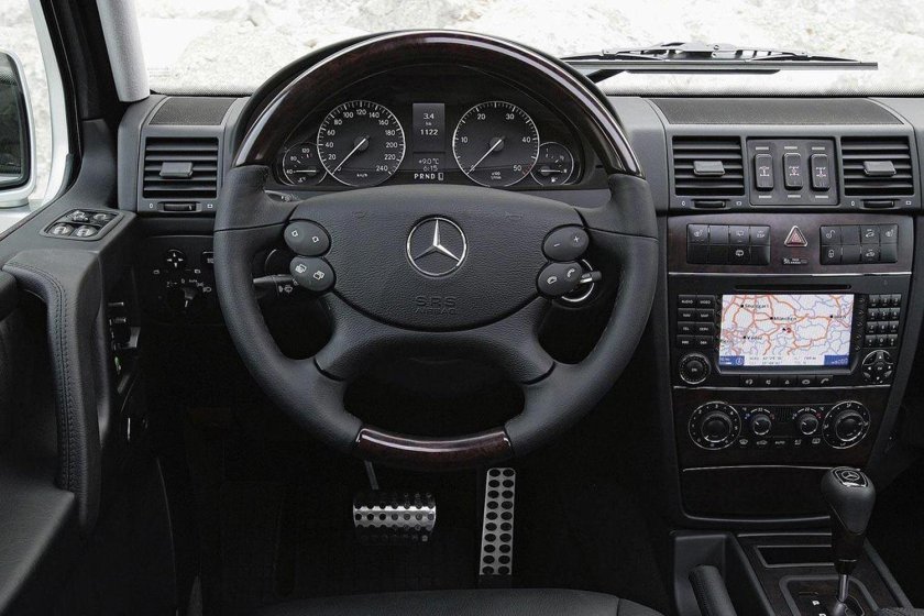 Mercedes-Benz g500 w463