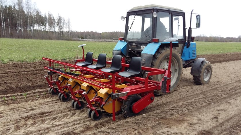 МРП-2 машина рассадопосадочная