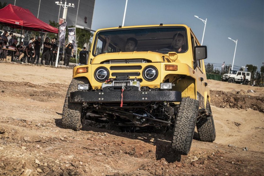 Внедорожник Beijing bj212