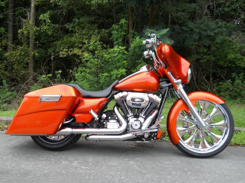 Harley Davidson FLHX