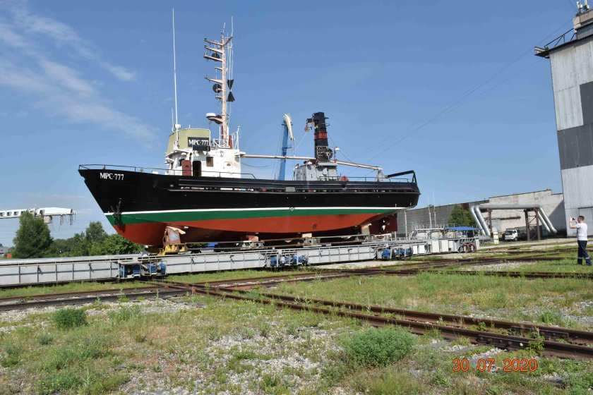 Рыболовный сейнер МРС-80