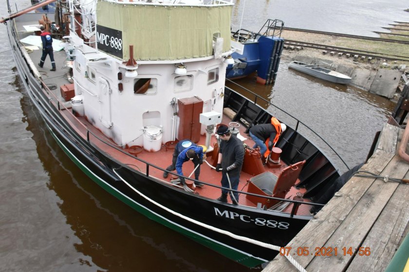 Сейнер МРС 888