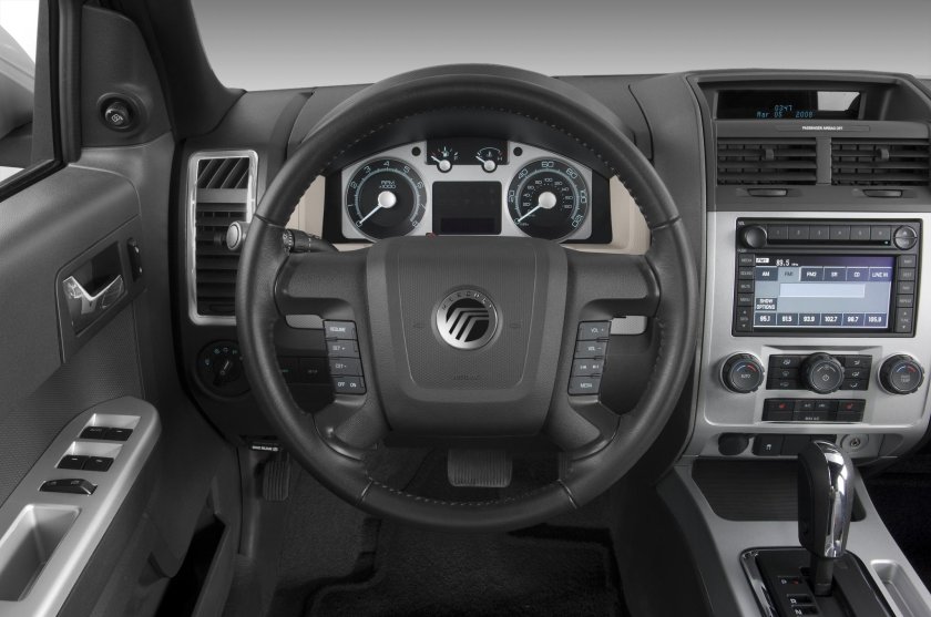 Mercury Mariner салон