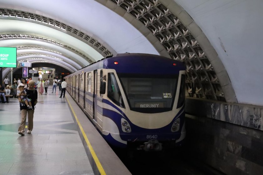 Вагоны метро Узбекистан