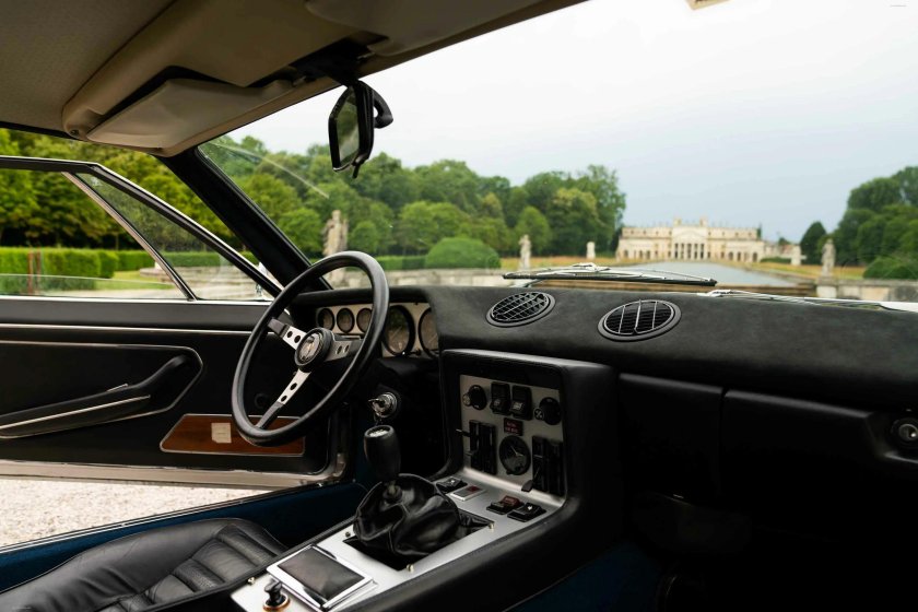 Lamborghini Espada 400 gt