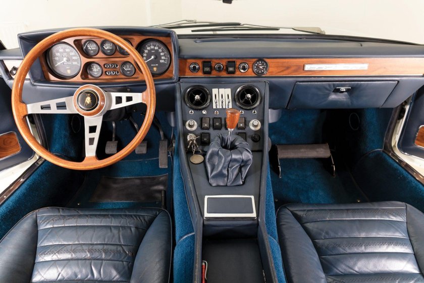 Lamborghini Espada 400 gt