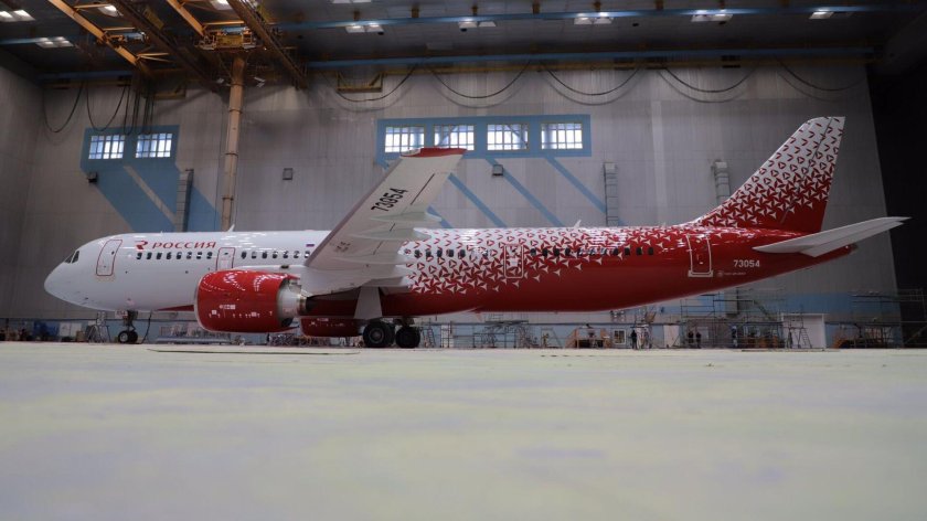 Самолёт МС 21 300