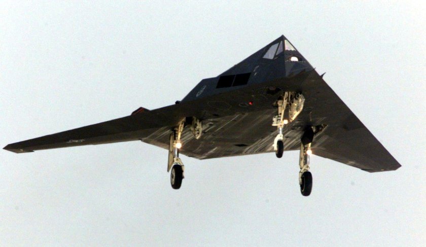 Бомбардировщик f-117