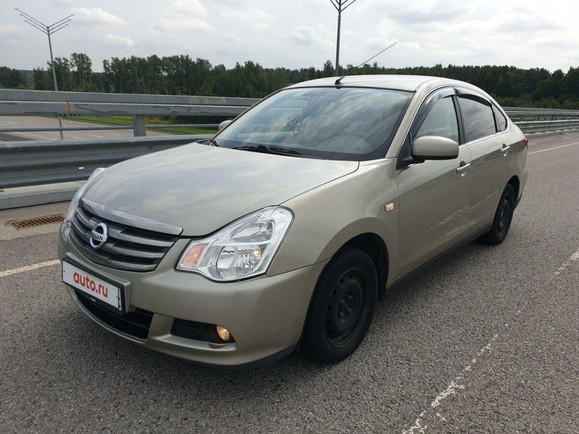 Ниссан Альмера серый