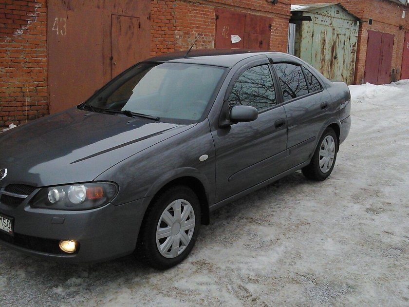 Ниссан Альмера серый