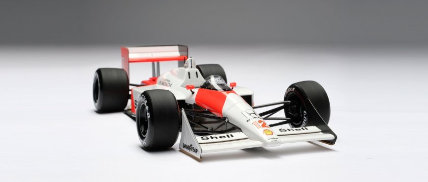 MCLAREN mp4/4 1988
