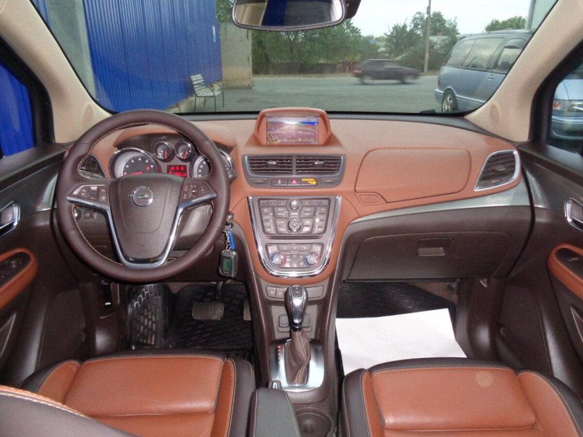 Опель Мокка 2014 1.8 механика