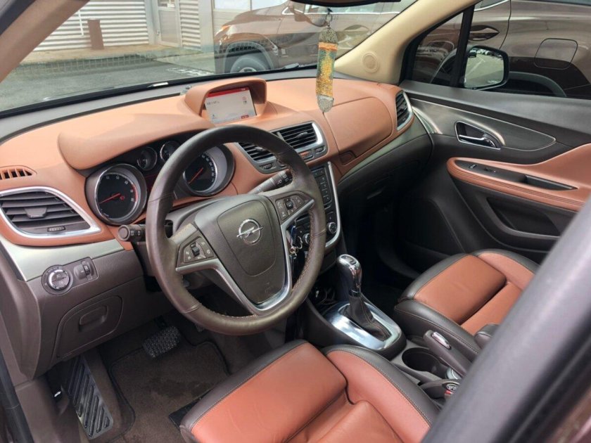 Opel Mokka 2013 салон
